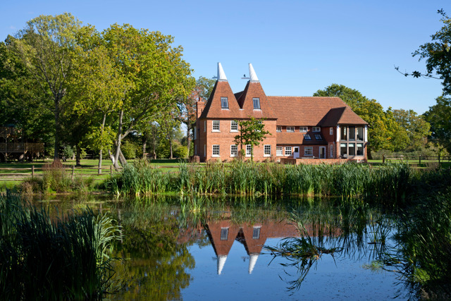 HISTORIC, CONSERVATION AND RESTORATION SPECIALIST BRICKWORK ACROSS KENT